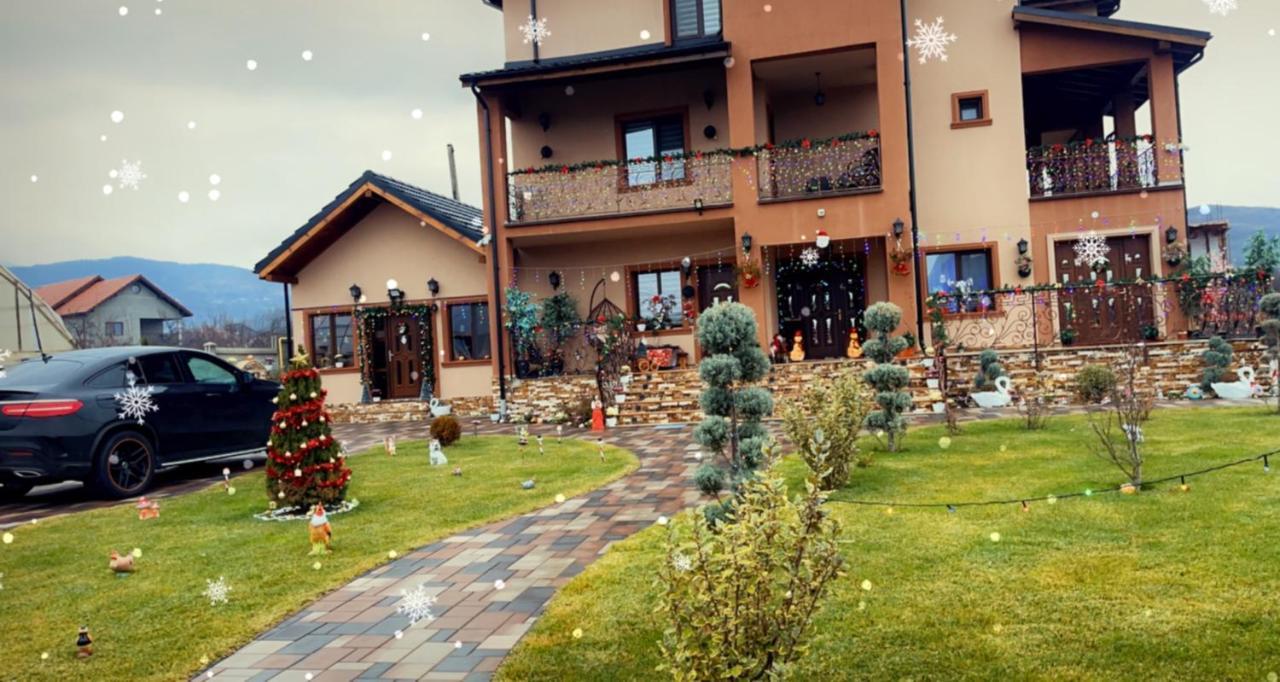לינה וארוחת בוקר Călimăneşti Casa Erk מראה חיצוני תמונה