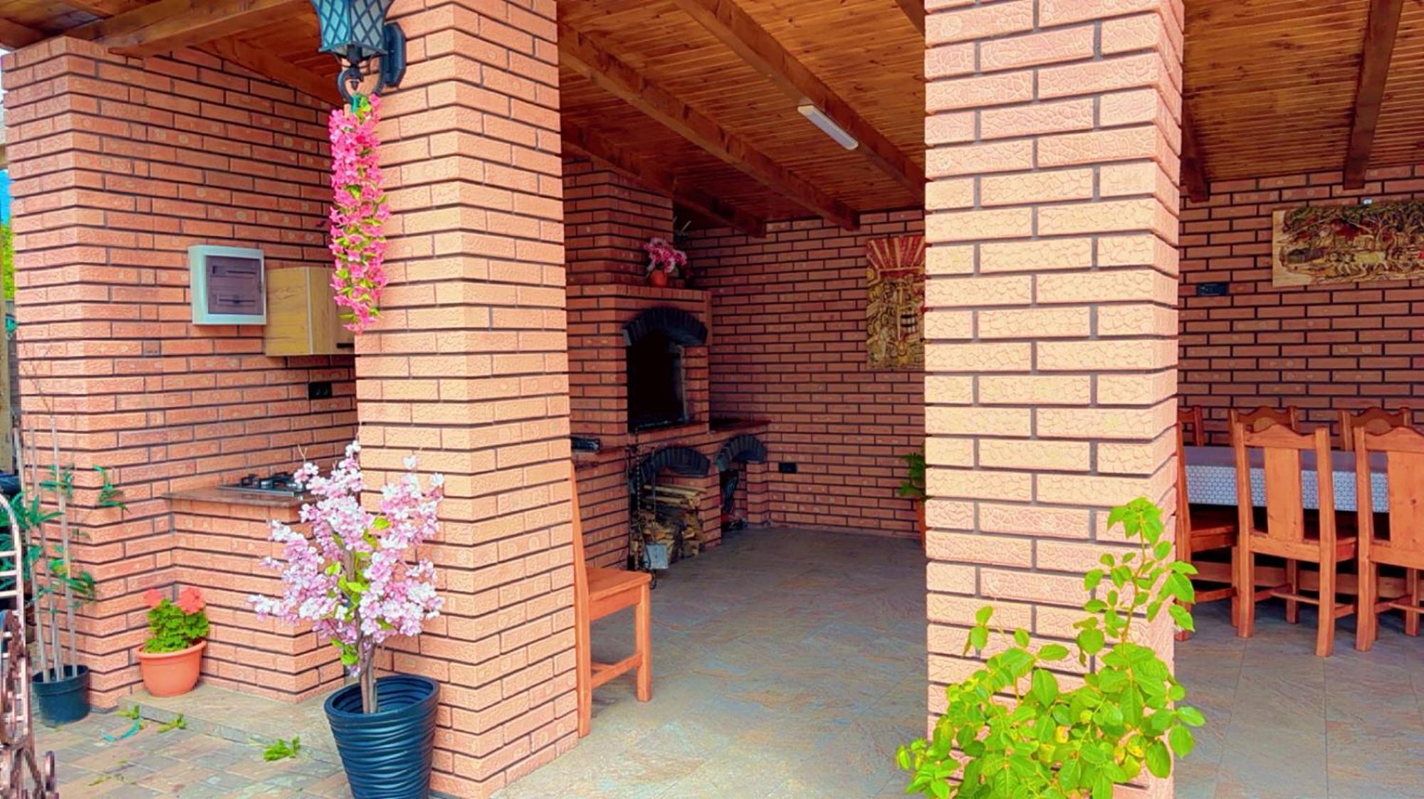 לינה וארוחת בוקר Călimăneşti Casa Erk מראה חיצוני תמונה